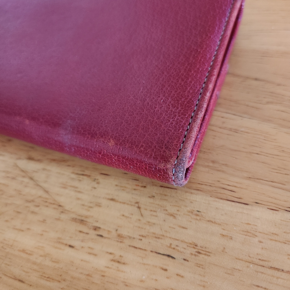 Gucci Vintage Red Wallet - Picture 6 of 16